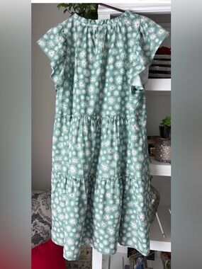 Source Unknown Mint Green Daisy Tiered Flutter Sleeve Midi Dress